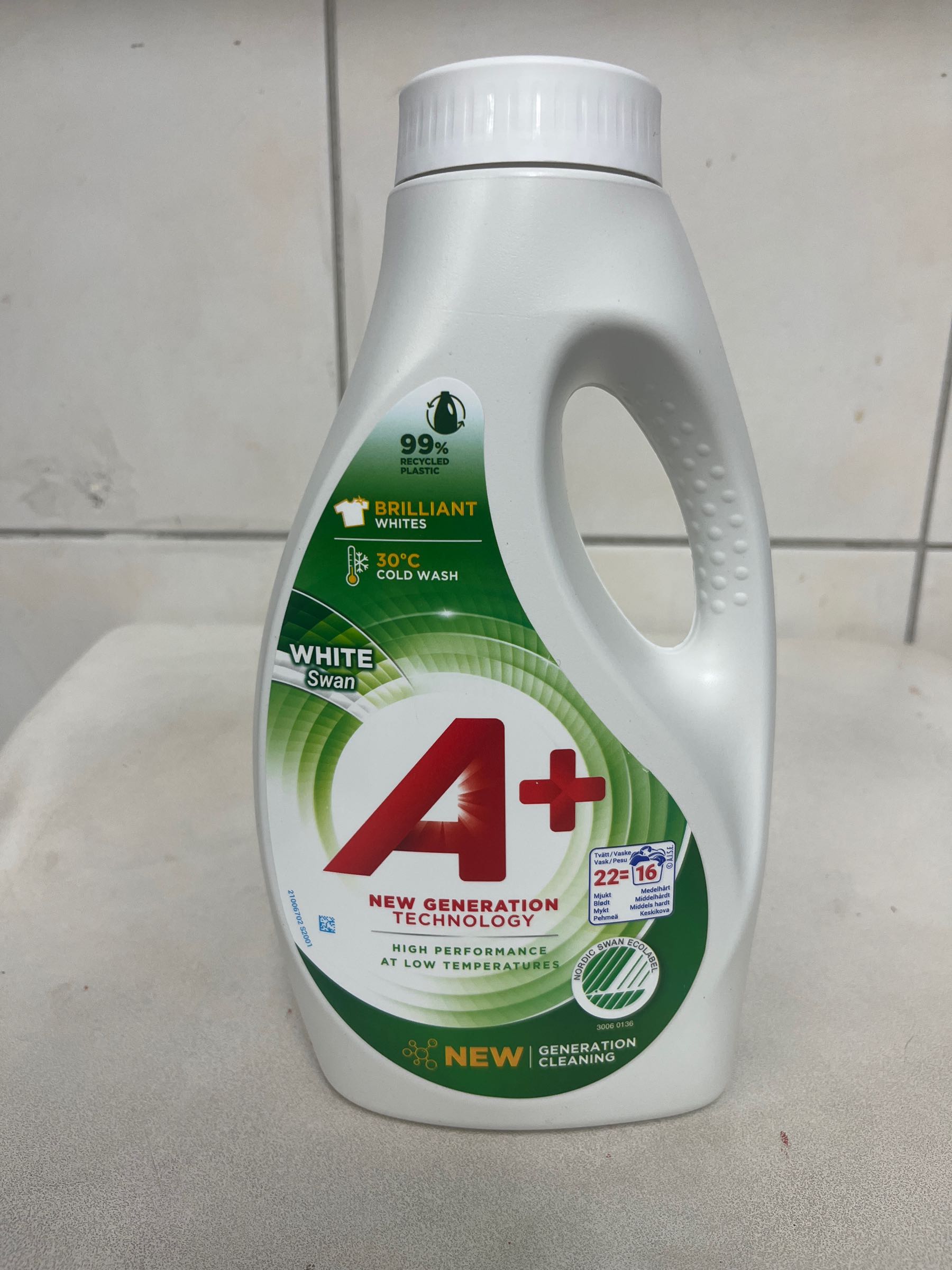 A+ Tvattmedel White 880ml