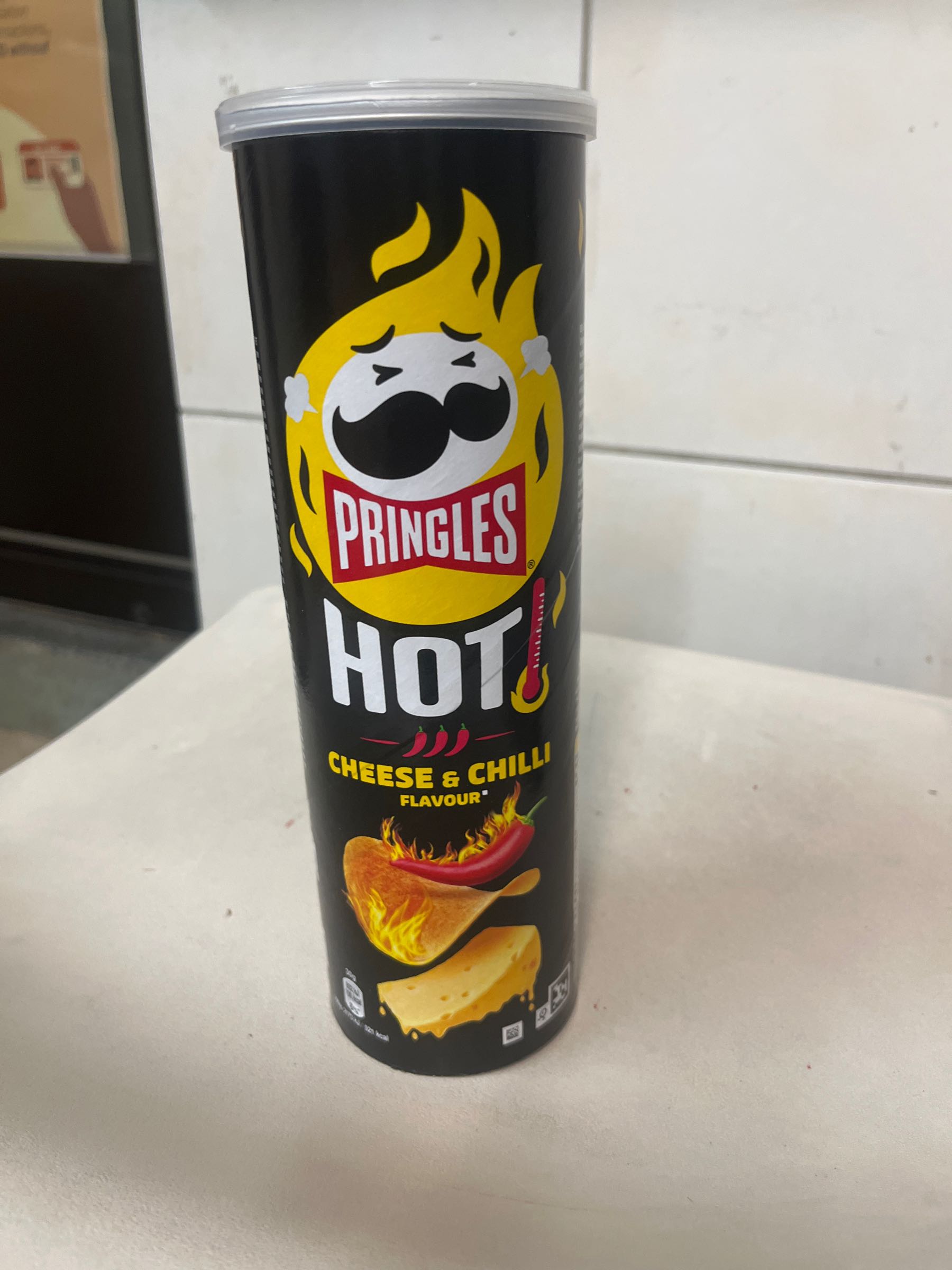 Pringles Hot Cheese and Chilli